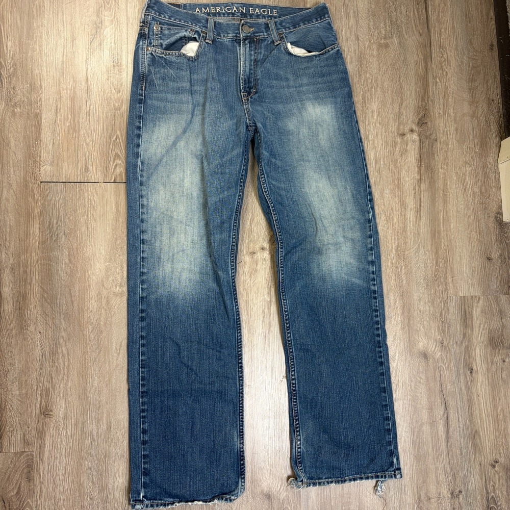 American Eagle Mens Low Loose Jeans 32x34 Faded 100% Cotton Distressed Blue